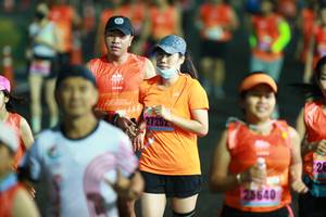 BIB: 27252, 28640
                            <button type="button" onclick="openModal(16709441)" class="btn btn-primary btn-sm float-right btn-popup" data-toggle="modal" data-target=".modal-high-quality">
                        <i class="fas fa-shopping-cart"></i> Add to Cart
                    </button>
                                            <button type="button" onclick="isThisMe(16709441, true)" class="btn btn-success btn-sm float-right btn-popup btn-isme hidden" data-toggle="tooltip" data-placement="bottom" title="นี่คือรูปของคุณใช่ไหม คลิกที่นี่เพื่อเอาเข้าอัลบั้ม">
                        <i class="fas fa-plus"></i> Add to album
                    </button>
                    <button type="button" onclick="isThisMe(16709441, false)" class="btn btn-warning btn-sm float-right btn-popup btn-isnotme hidden">
                        <i class="fas fa-ban"></i> Remove from album
                    </button>