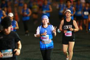 BIB: 13011, 13042, 10037
                            <button type="button" onclick="openModal(16751178)" class="btn btn-primary btn-sm float-right btn-popup" data-toggle="modal" data-target=".modal-high-quality">
                        <i class="fas fa-shopping-cart"></i> Add to Cart
                    </button>
                                            <button type="button" onclick="isThisMe(16751178, true)" class="btn btn-success btn-sm float-right btn-popup btn-isme hidden" data-toggle="tooltip" data-placement="bottom" title="นี่คือรูปของคุณใช่ไหม คลิกที่นี่เพื่อเอาเข้าอัลบั้ม">
                        <i class="fas fa-plus"></i> Add to album
                    </button>
                    <button type="button" onclick="isThisMe(16751178, false)" class="btn btn-warning btn-sm float-right btn-popup btn-isnotme hidden">
                        <i class="fas fa-ban"></i> Remove from album
                    </button>
