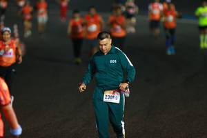 BIB: 001, 23000
                            <button type="button" onclick="openModal(16715466)" class="btn btn-primary btn-sm float-right btn-popup" data-toggle="modal" data-target=".modal-high-quality">
                        <i class="fas fa-shopping-cart"></i> Add to Cart
                    </button>
                                            <button type="button" onclick="isThisMe(16715466, true)" class="btn btn-success btn-sm float-right btn-popup btn-isme hidden" data-toggle="tooltip" data-placement="bottom" title="นี่คือรูปของคุณใช่ไหม คลิกที่นี่เพื่อเอาเข้าอัลบั้ม">
                        <i class="fas fa-plus"></i> Add to album
                    </button>
                    <button type="button" onclick="isThisMe(16715466, false)" class="btn btn-warning btn-sm float-right btn-popup btn-isnotme hidden">
                        <i class="fas fa-ban"></i> Remove from album
                    </button>