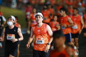 BIB: 204, 23148
                            <button type="button" onclick="openModal(16660485)" class="btn btn-primary btn-sm float-right btn-popup" data-toggle="modal" data-target=".modal-high-quality">
                        <i class="fas fa-shopping-cart"></i> Add to Cart
                    </button>
                                            <button type="button" onclick="isThisMe(16660485, true)" class="btn btn-success btn-sm float-right btn-popup btn-isme hidden" data-toggle="tooltip" data-placement="bottom" title="นี่คือรูปของคุณใช่ไหม คลิกที่นี่เพื่อเอาเข้าอัลบั้ม">
                        <i class="fas fa-plus"></i> Add to album
                    </button>
                    <button type="button" onclick="isThisMe(16660485, false)" class="btn btn-warning btn-sm float-right btn-popup btn-isnotme hidden">
                        <i class="fas fa-ban"></i> Remove from album
                    </button>