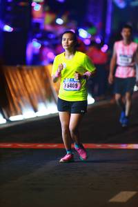 BIB: 75409
                            <button type="button" onclick="openModal(16872562)" class="btn btn-primary btn-sm float-right btn-popup" data-toggle="modal" data-target=".modal-high-quality">
                        <i class="fas fa-shopping-cart"></i> Add to Cart
                    </button>
                                            <button type="button" onclick="isThisMe(16872562, true)" class="btn btn-success btn-sm float-right btn-popup btn-isme hidden" data-toggle="tooltip" data-placement="bottom" title="นี่คือรูปของคุณใช่ไหม คลิกที่นี่เพื่อเอาเข้าอัลบั้ม">
                        <i class="fas fa-plus"></i> Add to album
                    </button>
                    <button type="button" onclick="isThisMe(16872562, false)" class="btn btn-warning btn-sm float-right btn-popup btn-isnotme hidden">
                        <i class="fas fa-ban"></i> Remove from album
                    </button>