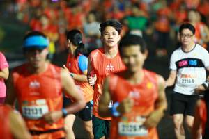 BIB: 22164, 22131
                            <button type="button" onclick="openModal(16675628)" class="btn btn-primary btn-sm float-right btn-popup" data-toggle="modal" data-target=".modal-high-quality">
                        <i class="fas fa-shopping-cart"></i> Add to Cart
                    </button>
                                            <button type="button" onclick="isThisMe(16675628, true)" class="btn btn-success btn-sm float-right btn-popup btn-isme hidden" data-toggle="tooltip" data-placement="bottom" title="นี่คือรูปของคุณใช่ไหม คลิกที่นี่เพื่อเอาเข้าอัลบั้ม">
                        <i class="fas fa-plus"></i> Add to album
                    </button>
                    <button type="button" onclick="isThisMe(16675628, false)" class="btn btn-warning btn-sm float-right btn-popup btn-isnotme hidden">
                        <i class="fas fa-ban"></i> Remove from album
                    </button>