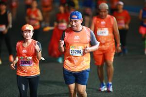 BIB: 23286, 25925
                            <button type="button" onclick="openModal(16714551)" class="btn btn-primary btn-sm float-right btn-popup" data-toggle="modal" data-target=".modal-high-quality">
                        <i class="fas fa-shopping-cart"></i> Add to Cart
                    </button>
                                            <button type="button" onclick="isThisMe(16714551, true)" class="btn btn-success btn-sm float-right btn-popup btn-isme hidden" data-toggle="tooltip" data-placement="bottom" title="นี่คือรูปของคุณใช่ไหม คลิกที่นี่เพื่อเอาเข้าอัลบั้ม">
                        <i class="fas fa-plus"></i> Add to album
                    </button>
                    <button type="button" onclick="isThisMe(16714551, false)" class="btn btn-warning btn-sm float-right btn-popup btn-isnotme hidden">
                        <i class="fas fa-ban"></i> Remove from album
                    </button>