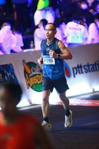 BIB: 0792, 1620
                            <button type="button" onclick="openModal(16853042)" class="btn btn-primary btn-sm float-right btn-popup" data-toggle="modal" data-target=".modal-high-quality">
                        <i class="fas fa-shopping-cart"></i> Add to Cart
                    </button>
                                            <button type="button" onclick="isThisMe(16853042, true)" class="btn btn-success btn-sm float-right btn-popup btn-isme hidden" data-toggle="tooltip" data-placement="bottom" title="นี่คือรูปของคุณใช่ไหม คลิกที่นี่เพื่อเอาเข้าอัลบั้ม">
                        <i class="fas fa-plus"></i> Add to album
                    </button>
                    <button type="button" onclick="isThisMe(16853042, false)" class="btn btn-warning btn-sm float-right btn-popup btn-isnotme hidden">
                        <i class="fas fa-ban"></i> Remove from album
                    </button>