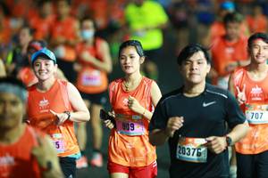 BIB: 707, 606, 909, 20376
                            <button type="button" onclick="openModal(16696116)" class="btn btn-primary btn-sm float-right btn-popup" data-toggle="modal" data-target=".modal-high-quality">
                        <i class="fas fa-shopping-cart"></i> Add to Cart
                    </button>
                                            <button type="button" onclick="isThisMe(16696116, true)" class="btn btn-success btn-sm float-right btn-popup btn-isme hidden" data-toggle="tooltip" data-placement="bottom" title="นี่คือรูปของคุณใช่ไหม คลิกที่นี่เพื่อเอาเข้าอัลบั้ม">
                        <i class="fas fa-plus"></i> Add to album
                    </button>
                    <button type="button" onclick="isThisMe(16696116, false)" class="btn btn-warning btn-sm float-right btn-popup btn-isnotme hidden">
                        <i class="fas fa-ban"></i> Remove from album
                    </button>