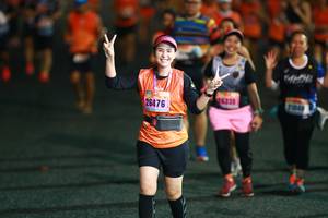 BIB: 335, 040, 26476
                            <button type="button" onclick="openModal(16707046)" class="btn btn-primary btn-sm float-right btn-popup" data-toggle="modal" data-target=".modal-high-quality">
                        <i class="fas fa-shopping-cart"></i> Add to Cart
                    </button>
                                            <button type="button" onclick="isThisMe(16707046, true)" class="btn btn-success btn-sm float-right btn-popup btn-isme hidden" data-toggle="tooltip" data-placement="bottom" title="นี่คือรูปของคุณใช่ไหม คลิกที่นี่เพื่อเอาเข้าอัลบั้ม">
                        <i class="fas fa-plus"></i> Add to album
                    </button>
                    <button type="button" onclick="isThisMe(16707046, false)" class="btn btn-warning btn-sm float-right btn-popup btn-isnotme hidden">
                        <i class="fas fa-ban"></i> Remove from album
                    </button>