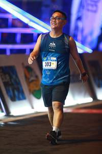 BIB: 303
                            <button type="button" onclick="openModal(16831199)" class="btn btn-primary btn-sm float-right btn-popup" data-toggle="modal" data-target=".modal-high-quality">
                        <i class="fas fa-shopping-cart"></i> Add to Cart
                    </button>
                                            <button type="button" onclick="isThisMe(16831199, true)" class="btn btn-success btn-sm float-right btn-popup btn-isme hidden" data-toggle="tooltip" data-placement="bottom" title="นี่คือรูปของคุณใช่ไหม คลิกที่นี่เพื่อเอาเข้าอัลบั้ม">
                        <i class="fas fa-plus"></i> Add to album
                    </button>
                    <button type="button" onclick="isThisMe(16831199, false)" class="btn btn-warning btn-sm float-right btn-popup btn-isnotme hidden">
                        <i class="fas fa-ban"></i> Remove from album
                    </button>