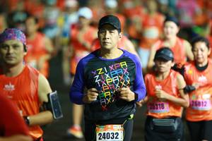 BIB: 25318, 26012, 24032
                            <button type="button" onclick="openModal(16703343)" class="btn btn-primary btn-sm float-right btn-popup" data-toggle="modal" data-target=".modal-high-quality">
                        <i class="fas fa-shopping-cart"></i> Add to Cart
                    </button>
                                            <button type="button" onclick="isThisMe(16703343, true)" class="btn btn-success btn-sm float-right btn-popup btn-isme hidden" data-toggle="tooltip" data-placement="bottom" title="นี่คือรูปของคุณใช่ไหม คลิกที่นี่เพื่อเอาเข้าอัลบั้ม">
                        <i class="fas fa-plus"></i> Add to album
                    </button>
                    <button type="button" onclick="isThisMe(16703343, false)" class="btn btn-warning btn-sm float-right btn-popup btn-isnotme hidden">
                        <i class="fas fa-ban"></i> Remove from album
                    </button>