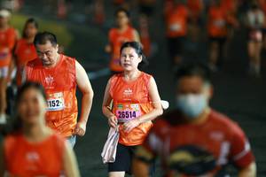 BIB: 152, 26514
                            <button type="button" onclick="openModal(16709213)" class="btn btn-primary btn-sm float-right btn-popup" data-toggle="modal" data-target=".modal-high-quality">
                        <i class="fas fa-shopping-cart"></i> Add to Cart
                    </button>
                                            <button type="button" onclick="isThisMe(16709213, true)" class="btn btn-success btn-sm float-right btn-popup btn-isme hidden" data-toggle="tooltip" data-placement="bottom" title="นี่คือรูปของคุณใช่ไหม คลิกที่นี่เพื่อเอาเข้าอัลบั้ม">
                        <i class="fas fa-plus"></i> Add to album
                    </button>
                    <button type="button" onclick="isThisMe(16709213, false)" class="btn btn-warning btn-sm float-right btn-popup btn-isnotme hidden">
                        <i class="fas fa-ban"></i> Remove from album
                    </button>