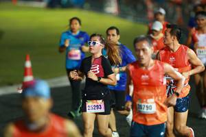 BIB: 25293, 20790, 
                            <button type="button" onclick="openModal(16627362)" class="btn btn-primary btn-sm float-right btn-popup" data-toggle="modal" data-target=".modal-high-quality">
                        <i class="fas fa-shopping-cart"></i> Add to Cart
                    </button>
                                            <button type="button" onclick="isThisMe(16627362, true)" class="btn btn-success btn-sm float-right btn-popup btn-isme hidden" data-toggle="tooltip" data-placement="bottom" title="นี่คือรูปของคุณใช่ไหม คลิกที่นี่เพื่อเอาเข้าอัลบั้ม">
                        <i class="fas fa-plus"></i> Add to album
                    </button>
                    <button type="button" onclick="isThisMe(16627362, false)" class="btn btn-warning btn-sm float-right btn-popup btn-isnotme hidden">
                        <i class="fas fa-ban"></i> Remove from album
                    </button>