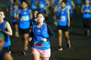 BIB: 13165
                            <button type="button" onclick="openModal(16752630)" class="btn btn-primary btn-sm float-right btn-popup" data-toggle="modal" data-target=".modal-high-quality">
                        <i class="fas fa-shopping-cart"></i> Add to Cart
                    </button>
                                            <button type="button" onclick="isThisMe(16752630, true)" class="btn btn-success btn-sm float-right btn-popup btn-isme hidden" data-toggle="tooltip" data-placement="bottom" title="นี่คือรูปของคุณใช่ไหม คลิกที่นี่เพื่อเอาเข้าอัลบั้ม">
                        <i class="fas fa-plus"></i> Add to album
                    </button>
                    <button type="button" onclick="isThisMe(16752630, false)" class="btn btn-warning btn-sm float-right btn-popup btn-isnotme hidden">
                        <i class="fas fa-ban"></i> Remove from album
                    </button>