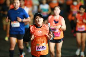 BIB: 25975
                            <button type="button" onclick="openModal(16682937)" class="btn btn-primary btn-sm float-right btn-popup" data-toggle="modal" data-target=".modal-high-quality">
                        <i class="fas fa-shopping-cart"></i> Add to Cart
                    </button>
                                            <button type="button" onclick="isThisMe(16682937, true)" class="btn btn-success btn-sm float-right btn-popup btn-isme hidden" data-toggle="tooltip" data-placement="bottom" title="นี่คือรูปของคุณใช่ไหม คลิกที่นี่เพื่อเอาเข้าอัลบั้ม">
                        <i class="fas fa-plus"></i> Add to album
                    </button>
                    <button type="button" onclick="isThisMe(16682937, false)" class="btn btn-warning btn-sm float-right btn-popup btn-isnotme hidden">
                        <i class="fas fa-ban"></i> Remove from album
                    </button>