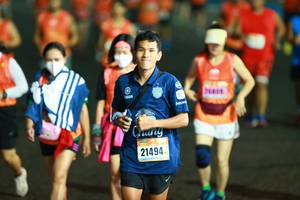 BIB: 21494
                            <button type="button" onclick="openModal(16711920)" class="btn btn-primary btn-sm float-right btn-popup" data-toggle="modal" data-target=".modal-high-quality">
                        <i class="fas fa-shopping-cart"></i> Add to Cart
                    </button>
                                            <button type="button" onclick="isThisMe(16711920, true)" class="btn btn-success btn-sm float-right btn-popup btn-isme hidden" data-toggle="tooltip" data-placement="bottom" title="นี่คือรูปของคุณใช่ไหม คลิกที่นี่เพื่อเอาเข้าอัลบั้ม">
                        <i class="fas fa-plus"></i> Add to album
                    </button>
                    <button type="button" onclick="isThisMe(16711920, false)" class="btn btn-warning btn-sm float-right btn-popup btn-isnotme hidden">
                        <i class="fas fa-ban"></i> Remove from album
                    </button>