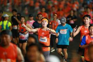 BIB: 20895
                            <button type="button" onclick="openModal(16704161)" class="btn btn-primary btn-sm float-right btn-popup" data-toggle="modal" data-target=".modal-high-quality">
                        <i class="fas fa-shopping-cart"></i> Add to Cart
                    </button>
                                            <button type="button" onclick="isThisMe(16704161, true)" class="btn btn-success btn-sm float-right btn-popup btn-isme hidden" data-toggle="tooltip" data-placement="bottom" title="นี่คือรูปของคุณใช่ไหม คลิกที่นี่เพื่อเอาเข้าอัลบั้ม">
                        <i class="fas fa-plus"></i> Add to album
                    </button>
                    <button type="button" onclick="isThisMe(16704161, false)" class="btn btn-warning btn-sm float-right btn-popup btn-isnotme hidden">
                        <i class="fas fa-ban"></i> Remove from album
                    </button>