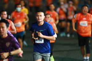 BIB: 4256
                            <button type="button" onclick="openModal(16708091)" class="btn btn-primary btn-sm float-right btn-popup" data-toggle="modal" data-target=".modal-high-quality">
                        <i class="fas fa-shopping-cart"></i> Add to Cart
                    </button>
                                            <button type="button" onclick="isThisMe(16708091, true)" class="btn btn-success btn-sm float-right btn-popup btn-isme hidden" data-toggle="tooltip" data-placement="bottom" title="นี่คือรูปของคุณใช่ไหม คลิกที่นี่เพื่อเอาเข้าอัลบั้ม">
                        <i class="fas fa-plus"></i> Add to album
                    </button>
                    <button type="button" onclick="isThisMe(16708091, false)" class="btn btn-warning btn-sm float-right btn-popup btn-isnotme hidden">
                        <i class="fas fa-ban"></i> Remove from album
                    </button>