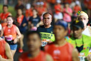 BIB: 21545
                            <button type="button" onclick="openModal(16676378)" class="btn btn-primary btn-sm float-right btn-popup" data-toggle="modal" data-target=".modal-high-quality">
                        <i class="fas fa-shopping-cart"></i> Add to Cart
                    </button>
                                            <button type="button" onclick="isThisMe(16676378, true)" class="btn btn-success btn-sm float-right btn-popup btn-isme hidden" data-toggle="tooltip" data-placement="bottom" title="นี่คือรูปของคุณใช่ไหม คลิกที่นี่เพื่อเอาเข้าอัลบั้ม">
                        <i class="fas fa-plus"></i> Add to album
                    </button>
                    <button type="button" onclick="isThisMe(16676378, false)" class="btn btn-warning btn-sm float-right btn-popup btn-isnotme hidden">
                        <i class="fas fa-ban"></i> Remove from album
                    </button>