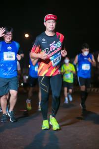 BIB: 4110, 41478
                            <button type="button" onclick="openModal(16559633)" class="btn btn-primary btn-sm float-right btn-popup" data-toggle="modal" data-target=".modal-high-quality">
                        <i class="fas fa-shopping-cart"></i> Add to Cart
                    </button>
                                            <button type="button" onclick="isThisMe(16559633, true)" class="btn btn-success btn-sm float-right btn-popup btn-isme hidden" data-toggle="tooltip" data-placement="bottom" title="นี่คือรูปของคุณใช่ไหม คลิกที่นี่เพื่อเอาเข้าอัลบั้ม">
                        <i class="fas fa-plus"></i> Add to album
                    </button>
                    <button type="button" onclick="isThisMe(16559633, false)" class="btn btn-warning btn-sm float-right btn-popup btn-isnotme hidden">
                        <i class="fas fa-ban"></i> Remove from album
                    </button>