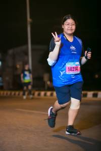 BIB: 14214
                            <button type="button" onclick="openModal(16618543)" class="btn btn-primary btn-sm float-right btn-popup" data-toggle="modal" data-target=".modal-high-quality">
                        <i class="fas fa-shopping-cart"></i> Add to Cart
                    </button>
                                            <button type="button" onclick="isThisMe(16618543, true)" class="btn btn-success btn-sm float-right btn-popup btn-isme hidden" data-toggle="tooltip" data-placement="bottom" title="นี่คือรูปของคุณใช่ไหม คลิกที่นี่เพื่อเอาเข้าอัลบั้ม">
                        <i class="fas fa-plus"></i> Add to album
                    </button>
                    <button type="button" onclick="isThisMe(16618543, false)" class="btn btn-warning btn-sm float-right btn-popup btn-isnotme hidden">
                        <i class="fas fa-ban"></i> Remove from album
                    </button>