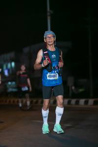 BIB: 40402
                            <button type="button" onclick="openModal(16618797)" class="btn btn-primary btn-sm float-right btn-popup" data-toggle="modal" data-target=".modal-high-quality">
                        <i class="fas fa-shopping-cart"></i> Add to Cart
                    </button>
                                            <button type="button" onclick="isThisMe(16618797, true)" class="btn btn-success btn-sm float-right btn-popup btn-isme hidden" data-toggle="tooltip" data-placement="bottom" title="นี่คือรูปของคุณใช่ไหม คลิกที่นี่เพื่อเอาเข้าอัลบั้ม">
                        <i class="fas fa-plus"></i> Add to album
                    </button>
                    <button type="button" onclick="isThisMe(16618797, false)" class="btn btn-warning btn-sm float-right btn-popup btn-isnotme hidden">
                        <i class="fas fa-ban"></i> Remove from album
                    </button>