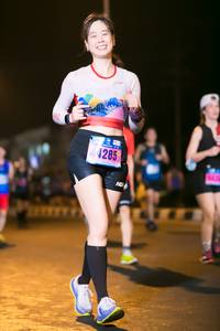 BIB: 4285
                            <button type="button" onclick="openModal(16562243)" class="btn btn-primary btn-sm float-right btn-popup" data-toggle="modal" data-target=".modal-high-quality">
                        <i class="fas fa-shopping-cart"></i> Add to Cart
                    </button>
                                            <button type="button" onclick="isThisMe(16562243, true)" class="btn btn-success btn-sm float-right btn-popup btn-isme hidden" data-toggle="tooltip" data-placement="bottom" title="นี่คือรูปของคุณใช่ไหม คลิกที่นี่เพื่อเอาเข้าอัลบั้ม">
                        <i class="fas fa-plus"></i> Add to album
                    </button>
                    <button type="button" onclick="isThisMe(16562243, false)" class="btn btn-warning btn-sm float-right btn-popup btn-isnotme hidden">
                        <i class="fas fa-ban"></i> Remove from album
                    </button>