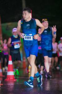 BIB: 41009
                            <button type="button" onclick="openModal(17298989)" class="btn btn-primary btn-sm float-right btn-popup" data-toggle="modal" data-target=".modal-high-quality">
                        <i class="fas fa-shopping-cart"></i> Add to Cart
                    </button>
                                            <button type="button" onclick="isThisMe(17298989, true)" class="btn btn-success btn-sm float-right btn-popup btn-isme hidden" data-toggle="tooltip" data-placement="bottom" title="นี่คือรูปของคุณใช่ไหม คลิกที่นี่เพื่อเอาเข้าอัลบั้ม">
                        <i class="fas fa-plus"></i> Add to album
                    </button>
                    <button type="button" onclick="isThisMe(17298989, false)" class="btn btn-warning btn-sm float-right btn-popup btn-isnotme hidden">
                        <i class="fas fa-ban"></i> Remove from album
                    </button>