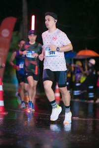 BIB: 2686, 415
                            <button type="button" onclick="openModal(17133057)" class="btn btn-primary btn-sm float-right btn-popup" data-toggle="modal" data-target=".modal-high-quality">
                        <i class="fas fa-shopping-cart"></i> Add to Cart
                    </button>
                                            <button type="button" onclick="isThisMe(17133057, true)" class="btn btn-success btn-sm float-right btn-popup btn-isme hidden" data-toggle="tooltip" data-placement="bottom" title="นี่คือรูปของคุณใช่ไหม คลิกที่นี่เพื่อเอาเข้าอัลบั้ม">
                        <i class="fas fa-plus"></i> Add to album
                    </button>
                    <button type="button" onclick="isThisMe(17133057, false)" class="btn btn-warning btn-sm float-right btn-popup btn-isnotme hidden">
                        <i class="fas fa-ban"></i> Remove from album
                    </button>