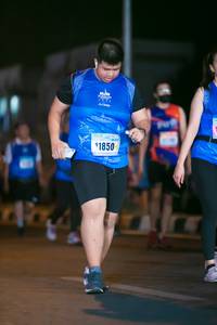 BIB: 1850
                            <button type="button" onclick="openModal(16565031)" class="btn btn-primary btn-sm float-right btn-popup" data-toggle="modal" data-target=".modal-high-quality">
                        <i class="fas fa-shopping-cart"></i> Add to Cart
                    </button>
                                            <button type="button" onclick="isThisMe(16565031, true)" class="btn btn-success btn-sm float-right btn-popup btn-isme hidden" data-toggle="tooltip" data-placement="bottom" title="นี่คือรูปของคุณใช่ไหม คลิกที่นี่เพื่อเอาเข้าอัลบั้ม">
                        <i class="fas fa-plus"></i> Add to album
                    </button>
                    <button type="button" onclick="isThisMe(16565031, false)" class="btn btn-warning btn-sm float-right btn-popup btn-isnotme hidden">
                        <i class="fas fa-ban"></i> Remove from album
                    </button>