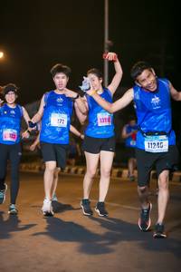 BIB: 1319, 272, 023, 11240
                            <button type="button" onclick="openModal(16602675)" class="btn btn-primary btn-sm float-right btn-popup" data-toggle="modal" data-target=".modal-high-quality">
                        <i class="fas fa-shopping-cart"></i> Add to Cart
                    </button>
                                            <button type="button" onclick="isThisMe(16602675, true)" class="btn btn-success btn-sm float-right btn-popup btn-isme hidden" data-toggle="tooltip" data-placement="bottom" title="นี่คือรูปของคุณใช่ไหม คลิกที่นี่เพื่อเอาเข้าอัลบั้ม">
                        <i class="fas fa-plus"></i> Add to album
                    </button>
                    <button type="button" onclick="isThisMe(16602675, false)" class="btn btn-warning btn-sm float-right btn-popup btn-isnotme hidden">
                        <i class="fas fa-ban"></i> Remove from album
                    </button>