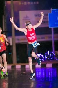 BIB: 981, 4025
                            <button type="button" onclick="openModal(17097791)" class="btn btn-primary btn-sm float-right btn-popup" data-toggle="modal" data-target=".modal-high-quality">
                        <i class="fas fa-shopping-cart"></i> Add to Cart
                    </button>
                                            <button type="button" onclick="isThisMe(17097791, true)" class="btn btn-success btn-sm float-right btn-popup btn-isme hidden" data-toggle="tooltip" data-placement="bottom" title="นี่คือรูปของคุณใช่ไหม คลิกที่นี่เพื่อเอาเข้าอัลบั้ม">
                        <i class="fas fa-plus"></i> Add to album
                    </button>
                    <button type="button" onclick="isThisMe(17097791, false)" class="btn btn-warning btn-sm float-right btn-popup btn-isnotme hidden">
                        <i class="fas fa-ban"></i> Remove from album
                    </button>