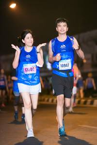 BIB: 1350, 10947
                            <button type="button" onclick="openModal(16561566)" class="btn btn-primary btn-sm float-right btn-popup" data-toggle="modal" data-target=".modal-high-quality">
                        <i class="fas fa-shopping-cart"></i> Add to Cart
                    </button>
                                            <button type="button" onclick="isThisMe(16561566, true)" class="btn btn-success btn-sm float-right btn-popup btn-isme hidden" data-toggle="tooltip" data-placement="bottom" title="นี่คือรูปของคุณใช่ไหม คลิกที่นี่เพื่อเอาเข้าอัลบั้ม">
                        <i class="fas fa-plus"></i> Add to album
                    </button>
                    <button type="button" onclick="isThisMe(16561566, false)" class="btn btn-warning btn-sm float-right btn-popup btn-isnotme hidden">
                        <i class="fas fa-ban"></i> Remove from album
                    </button>