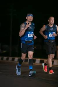 BIB: 43120, 42342
                            <button type="button" onclick="openModal(16625492)" class="btn btn-primary btn-sm float-right btn-popup" data-toggle="modal" data-target=".modal-high-quality">
                        <i class="fas fa-shopping-cart"></i> Add to Cart
                    </button>
                                            <button type="button" onclick="isThisMe(16625492, true)" class="btn btn-success btn-sm float-right btn-popup btn-isme hidden" data-toggle="tooltip" data-placement="bottom" title="นี่คือรูปของคุณใช่ไหม คลิกที่นี่เพื่อเอาเข้าอัลบั้ม">
                        <i class="fas fa-plus"></i> Add to album
                    </button>
                    <button type="button" onclick="isThisMe(16625492, false)" class="btn btn-warning btn-sm float-right btn-popup btn-isnotme hidden">
                        <i class="fas fa-ban"></i> Remove from album
                    </button>