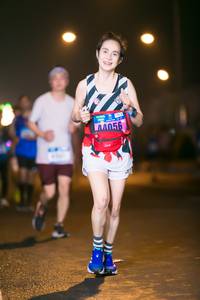 BIB: 4056
                            <button type="button" onclick="openModal(16604569)" class="btn btn-primary btn-sm float-right btn-popup" data-toggle="modal" data-target=".modal-high-quality">
                        <i class="fas fa-shopping-cart"></i> Add to Cart
                    </button>
                                            <button type="button" onclick="isThisMe(16604569, true)" class="btn btn-success btn-sm float-right btn-popup btn-isme hidden" data-toggle="tooltip" data-placement="bottom" title="นี่คือรูปของคุณใช่ไหม คลิกที่นี่เพื่อเอาเข้าอัลบั้ม">
                        <i class="fas fa-plus"></i> Add to album
                    </button>
                    <button type="button" onclick="isThisMe(16604569, false)" class="btn btn-warning btn-sm float-right btn-popup btn-isnotme hidden">
                        <i class="fas fa-ban"></i> Remove from album
                    </button>