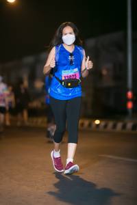 BIB: 13025
                            <button type="button" onclick="openModal(16622886)" class="btn btn-primary btn-sm float-right btn-popup" data-toggle="modal" data-target=".modal-high-quality">
                        <i class="fas fa-shopping-cart"></i> Add to Cart
                    </button>
                                            <button type="button" onclick="isThisMe(16622886, true)" class="btn btn-success btn-sm float-right btn-popup btn-isme hidden" data-toggle="tooltip" data-placement="bottom" title="นี่คือรูปของคุณใช่ไหม คลิกที่นี่เพื่อเอาเข้าอัลบั้ม">
                        <i class="fas fa-plus"></i> Add to album
                    </button>
                    <button type="button" onclick="isThisMe(16622886, false)" class="btn btn-warning btn-sm float-right btn-popup btn-isnotme hidden">
                        <i class="fas fa-ban"></i> Remove from album
                    </button>