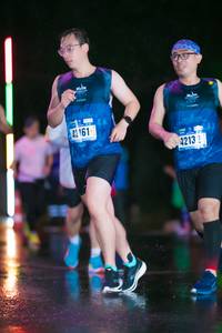 BIB: 161, 4213
                            <button type="button" onclick="openModal(17291483)" class="btn btn-primary btn-sm float-right btn-popup" data-toggle="modal" data-target=".modal-high-quality">
                        <i class="fas fa-shopping-cart"></i> Add to Cart
                    </button>
                                            <button type="button" onclick="isThisMe(17291483, true)" class="btn btn-success btn-sm float-right btn-popup btn-isme hidden" data-toggle="tooltip" data-placement="bottom" title="นี่คือรูปของคุณใช่ไหม คลิกที่นี่เพื่อเอาเข้าอัลบั้ม">
                        <i class="fas fa-plus"></i> Add to album
                    </button>
                    <button type="button" onclick="isThisMe(17291483, false)" class="btn btn-warning btn-sm float-right btn-popup btn-isnotme hidden">
                        <i class="fas fa-ban"></i> Remove from album
                    </button>