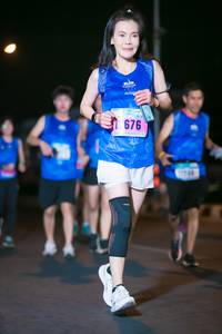 BIB: 676
                            <button type="button" onclick="openModal(16602549)" class="btn btn-primary btn-sm float-right btn-popup" data-toggle="modal" data-target=".modal-high-quality">
                        <i class="fas fa-shopping-cart"></i> Add to Cart
                    </button>
                                            <button type="button" onclick="isThisMe(16602549, true)" class="btn btn-success btn-sm float-right btn-popup btn-isme hidden" data-toggle="tooltip" data-placement="bottom" title="นี่คือรูปของคุณใช่ไหม คลิกที่นี่เพื่อเอาเข้าอัลบั้ม">
                        <i class="fas fa-plus"></i> Add to album
                    </button>
                    <button type="button" onclick="isThisMe(16602549, false)" class="btn btn-warning btn-sm float-right btn-popup btn-isnotme hidden">
                        <i class="fas fa-ban"></i> Remove from album
                    </button>