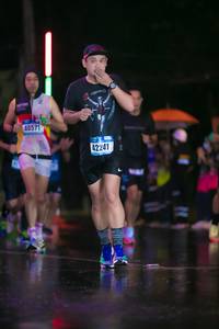 BIB: 40571, 42241
                            <button type="button" onclick="openModal(17134516)" class="btn btn-primary btn-sm float-right btn-popup" data-toggle="modal" data-target=".modal-high-quality">
                        <i class="fas fa-shopping-cart"></i> Add to Cart
                    </button>
                                            <button type="button" onclick="isThisMe(17134516, true)" class="btn btn-success btn-sm float-right btn-popup btn-isme hidden" data-toggle="tooltip" data-placement="bottom" title="นี่คือรูปของคุณใช่ไหม คลิกที่นี่เพื่อเอาเข้าอัลบั้ม">
                        <i class="fas fa-plus"></i> Add to album
                    </button>
                    <button type="button" onclick="isThisMe(17134516, false)" class="btn btn-warning btn-sm float-right btn-popup btn-isnotme hidden">
                        <i class="fas fa-ban"></i> Remove from album
                    </button>