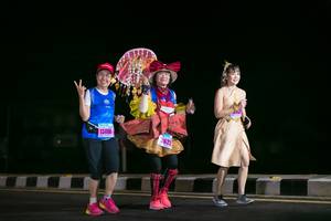 BIB: 13486, 3621
                            <button type="button" onclick="openModal(16645943)" class="btn btn-primary btn-sm float-right btn-popup" data-toggle="modal" data-target=".modal-high-quality">
                        <i class="fas fa-shopping-cart"></i> Add to Cart
                    </button>
                                            <button type="button" onclick="isThisMe(16645943, true)" class="btn btn-success btn-sm float-right btn-popup btn-isme hidden" data-toggle="tooltip" data-placement="bottom" title="นี่คือรูปของคุณใช่ไหม คลิกที่นี่เพื่อเอาเข้าอัลบั้ม">
                        <i class="fas fa-plus"></i> Add to album
                    </button>
                    <button type="button" onclick="isThisMe(16645943, false)" class="btn btn-warning btn-sm float-right btn-popup btn-isnotme hidden">
                        <i class="fas fa-ban"></i> Remove from album
                    </button>