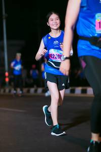 BIB: 4220
                            <button type="button" onclick="openModal(16613104)" class="btn btn-primary btn-sm float-right btn-popup" data-toggle="modal" data-target=".modal-high-quality">
                        <i class="fas fa-shopping-cart"></i> Add to Cart
                    </button>
                                            <button type="button" onclick="isThisMe(16613104, true)" class="btn btn-success btn-sm float-right btn-popup btn-isme hidden" data-toggle="tooltip" data-placement="bottom" title="นี่คือรูปของคุณใช่ไหม คลิกที่นี่เพื่อเอาเข้าอัลบั้ม">
                        <i class="fas fa-plus"></i> Add to album
                    </button>
                    <button type="button" onclick="isThisMe(16613104, false)" class="btn btn-warning btn-sm float-right btn-popup btn-isnotme hidden">
                        <i class="fas fa-ban"></i> Remove from album
                    </button>