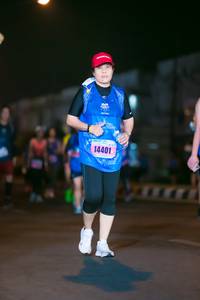 BIB: 14401
                            <button type="button" onclick="openModal(16592815)" class="btn btn-primary btn-sm float-right btn-popup" data-toggle="modal" data-target=".modal-high-quality">
                        <i class="fas fa-shopping-cart"></i> Add to Cart
                    </button>
                                            <button type="button" onclick="isThisMe(16592815, true)" class="btn btn-success btn-sm float-right btn-popup btn-isme hidden" data-toggle="tooltip" data-placement="bottom" title="นี่คือรูปของคุณใช่ไหม คลิกที่นี่เพื่อเอาเข้าอัลบั้ม">
                        <i class="fas fa-plus"></i> Add to album
                    </button>
                    <button type="button" onclick="isThisMe(16592815, false)" class="btn btn-warning btn-sm float-right btn-popup btn-isnotme hidden">
                        <i class="fas fa-ban"></i> Remove from album
                    </button>