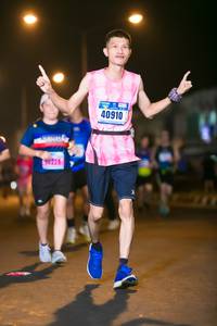 BIB: 40910, 225
                            <button type="button" onclick="openModal(16661677)" class="btn btn-primary btn-sm float-right btn-popup" data-toggle="modal" data-target=".modal-high-quality">
                        <i class="fas fa-shopping-cart"></i> Add to Cart
                    </button>
                                            <button type="button" onclick="isThisMe(16661677, true)" class="btn btn-success btn-sm float-right btn-popup btn-isme hidden" data-toggle="tooltip" data-placement="bottom" title="นี่คือรูปของคุณใช่ไหม คลิกที่นี่เพื่อเอาเข้าอัลบั้ม">
                        <i class="fas fa-plus"></i> Add to album
                    </button>
                    <button type="button" onclick="isThisMe(16661677, false)" class="btn btn-warning btn-sm float-right btn-popup btn-isnotme hidden">
                        <i class="fas fa-ban"></i> Remove from album
                    </button>