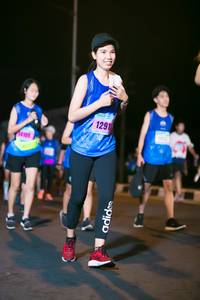 BIB: 1291
                            <button type="button" onclick="openModal(16597227)" class="btn btn-primary btn-sm float-right btn-popup" data-toggle="modal" data-target=".modal-high-quality">
                        <i class="fas fa-shopping-cart"></i> Add to Cart
                    </button>
                                            <button type="button" onclick="isThisMe(16597227, true)" class="btn btn-success btn-sm float-right btn-popup btn-isme hidden" data-toggle="tooltip" data-placement="bottom" title="นี่คือรูปของคุณใช่ไหม คลิกที่นี่เพื่อเอาเข้าอัลบั้ม">
                        <i class="fas fa-plus"></i> Add to album
                    </button>
                    <button type="button" onclick="isThisMe(16597227, false)" class="btn btn-warning btn-sm float-right btn-popup btn-isnotme hidden">
                        <i class="fas fa-ban"></i> Remove from album
                    </button>