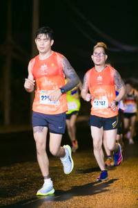 BIB: 225
                            <button type="button" onclick="openModal(17468301)" class="btn btn-primary btn-sm float-right btn-popup" data-toggle="modal" data-target=".modal-high-quality">
                        <i class="fas fa-shopping-cart"></i> Add to Cart
                    </button>
                                            <button type="button" onclick="isThisMe(17468301, true)" class="btn btn-success btn-sm float-right btn-popup btn-isme hidden" data-toggle="tooltip" data-placement="bottom" title="นี่คือรูปของคุณใช่ไหม คลิกที่นี่เพื่อเอาเข้าอัลบั้ม">
                        <i class="fas fa-plus"></i> Add to album
                    </button>
                    <button type="button" onclick="isThisMe(17468301, false)" class="btn btn-warning btn-sm float-right btn-popup btn-isnotme hidden">
                        <i class="fas fa-ban"></i> Remove from album
                    </button>