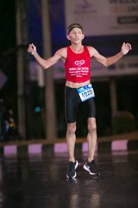 BIB: 4025
                            <button type="button" onclick="openModal(17097693)" class="btn btn-primary btn-sm float-right btn-popup" data-toggle="modal" data-target=".modal-high-quality">
                        <i class="fas fa-shopping-cart"></i> Add to Cart
                    </button>
                                            <button type="button" onclick="isThisMe(17097693, true)" class="btn btn-success btn-sm float-right btn-popup btn-isme hidden" data-toggle="tooltip" data-placement="bottom" title="นี่คือรูปของคุณใช่ไหม คลิกที่นี่เพื่อเอาเข้าอัลบั้ม">
                        <i class="fas fa-plus"></i> Add to album
                    </button>
                    <button type="button" onclick="isThisMe(17097693, false)" class="btn btn-warning btn-sm float-right btn-popup btn-isnotme hidden">
                        <i class="fas fa-ban"></i> Remove from album
                    </button>