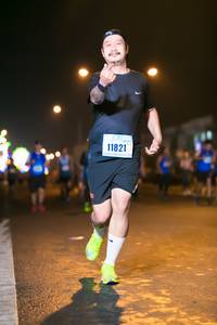 BIB: 11821
                            <button type="button" onclick="openModal(16611813)" class="btn btn-primary btn-sm float-right btn-popup" data-toggle="modal" data-target=".modal-high-quality">
                        <i class="fas fa-shopping-cart"></i> Add to Cart
                    </button>
                                            <button type="button" onclick="isThisMe(16611813, true)" class="btn btn-success btn-sm float-right btn-popup btn-isme hidden" data-toggle="tooltip" data-placement="bottom" title="นี่คือรูปของคุณใช่ไหม คลิกที่นี่เพื่อเอาเข้าอัลบั้ม">
                        <i class="fas fa-plus"></i> Add to album
                    </button>
                    <button type="button" onclick="isThisMe(16611813, false)" class="btn btn-warning btn-sm float-right btn-popup btn-isnotme hidden">
                        <i class="fas fa-ban"></i> Remove from album
                    </button>