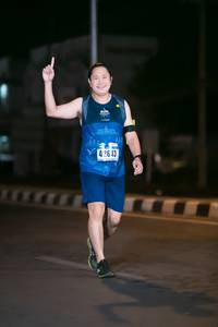 BIB: 426
                            <button type="button" onclick="openModal(16659882)" class="btn btn-primary btn-sm float-right btn-popup" data-toggle="modal" data-target=".modal-high-quality">
                        <i class="fas fa-shopping-cart"></i> Add to Cart
                    </button>
                                            <button type="button" onclick="isThisMe(16659882, true)" class="btn btn-success btn-sm float-right btn-popup btn-isme hidden" data-toggle="tooltip" data-placement="bottom" title="นี่คือรูปของคุณใช่ไหม คลิกที่นี่เพื่อเอาเข้าอัลบั้ม">
                        <i class="fas fa-plus"></i> Add to album
                    </button>
                    <button type="button" onclick="isThisMe(16659882, false)" class="btn btn-warning btn-sm float-right btn-popup btn-isnotme hidden">
                        <i class="fas fa-ban"></i> Remove from album
                    </button>