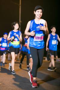 BIB: 12912
                            <button type="button" onclick="openModal(16597292)" class="btn btn-primary btn-sm float-right btn-popup" data-toggle="modal" data-target=".modal-high-quality">
                        <i class="fas fa-shopping-cart"></i> Add to Cart
                    </button>
                                            <button type="button" onclick="isThisMe(16597292, true)" class="btn btn-success btn-sm float-right btn-popup btn-isme hidden" data-toggle="tooltip" data-placement="bottom" title="นี่คือรูปของคุณใช่ไหม คลิกที่นี่เพื่อเอาเข้าอัลบั้ม">
                        <i class="fas fa-plus"></i> Add to album
                    </button>
                    <button type="button" onclick="isThisMe(16597292, false)" class="btn btn-warning btn-sm float-right btn-popup btn-isnotme hidden">
                        <i class="fas fa-ban"></i> Remove from album
                    </button>