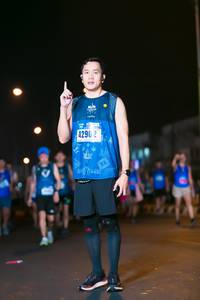 BIB: 4290
                            <button type="button" onclick="openModal(16647370)" class="btn btn-primary btn-sm float-right btn-popup" data-toggle="modal" data-target=".modal-high-quality">
                        <i class="fas fa-shopping-cart"></i> Add to Cart
                    </button>
                                            <button type="button" onclick="isThisMe(16647370, true)" class="btn btn-success btn-sm float-right btn-popup btn-isme hidden" data-toggle="tooltip" data-placement="bottom" title="นี่คือรูปของคุณใช่ไหม คลิกที่นี่เพื่อเอาเข้าอัลบั้ม">
                        <i class="fas fa-plus"></i> Add to album
                    </button>
                    <button type="button" onclick="isThisMe(16647370, false)" class="btn btn-warning btn-sm float-right btn-popup btn-isnotme hidden">
                        <i class="fas fa-ban"></i> Remove from album
                    </button>