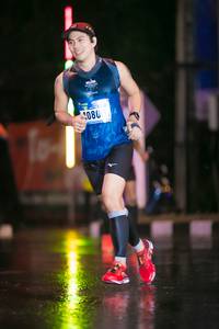 BIB: 080
                            <button type="button" onclick="openModal(17104273)" class="btn btn-primary btn-sm float-right btn-popup" data-toggle="modal" data-target=".modal-high-quality">
                        <i class="fas fa-shopping-cart"></i> Add to Cart
                    </button>
                                            <button type="button" onclick="isThisMe(17104273, true)" class="btn btn-success btn-sm float-right btn-popup btn-isme hidden" data-toggle="tooltip" data-placement="bottom" title="นี่คือรูปของคุณใช่ไหม คลิกที่นี่เพื่อเอาเข้าอัลบั้ม">
                        <i class="fas fa-plus"></i> Add to album
                    </button>
                    <button type="button" onclick="isThisMe(17104273, false)" class="btn btn-warning btn-sm float-right btn-popup btn-isnotme hidden">
                        <i class="fas fa-ban"></i> Remove from album
                    </button>