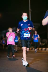 BIB: 40040
                            <button type="button" onclick="openModal(16573168)" class="btn btn-primary btn-sm float-right btn-popup" data-toggle="modal" data-target=".modal-high-quality">
                        <i class="fas fa-shopping-cart"></i> Add to Cart
                    </button>
                                            <button type="button" onclick="isThisMe(16573168, true)" class="btn btn-success btn-sm float-right btn-popup btn-isme hidden" data-toggle="tooltip" data-placement="bottom" title="นี่คือรูปของคุณใช่ไหม คลิกที่นี่เพื่อเอาเข้าอัลบั้ม">
                        <i class="fas fa-plus"></i> Add to album
                    </button>
                    <button type="button" onclick="isThisMe(16573168, false)" class="btn btn-warning btn-sm float-right btn-popup btn-isnotme hidden">
                        <i class="fas fa-ban"></i> Remove from album
                    </button>