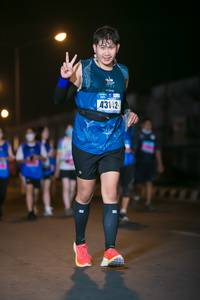 BIB: 43142
                            <button type="button" onclick="openModal(16623088)" class="btn btn-primary btn-sm float-right btn-popup" data-toggle="modal" data-target=".modal-high-quality">
                        <i class="fas fa-shopping-cart"></i> Add to Cart
                    </button>
                                            <button type="button" onclick="isThisMe(16623088, true)" class="btn btn-success btn-sm float-right btn-popup btn-isme hidden" data-toggle="tooltip" data-placement="bottom" title="นี่คือรูปของคุณใช่ไหม คลิกที่นี่เพื่อเอาเข้าอัลบั้ม">
                        <i class="fas fa-plus"></i> Add to album
                    </button>
                    <button type="button" onclick="isThisMe(16623088, false)" class="btn btn-warning btn-sm float-right btn-popup btn-isnotme hidden">
                        <i class="fas fa-ban"></i> Remove from album
                    </button>